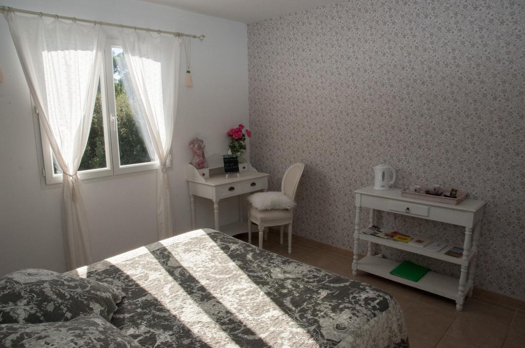 Le Mas Pinede Lorgues Exterior foto